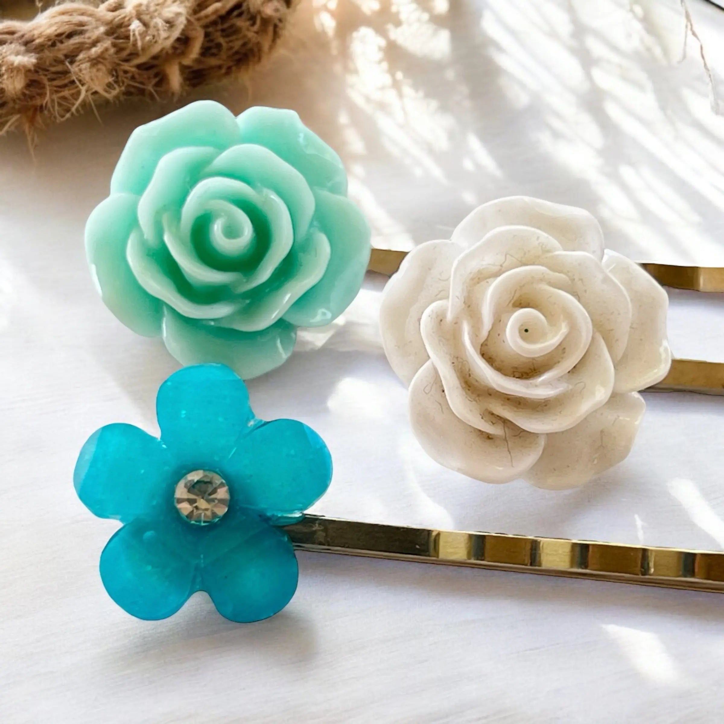 06CDC915-3DCD-4415-BCA8-BFF2444647BD Blue Mint & White Floral Hair Pins Set of 5 – Silver Bobby Pins - Image 9