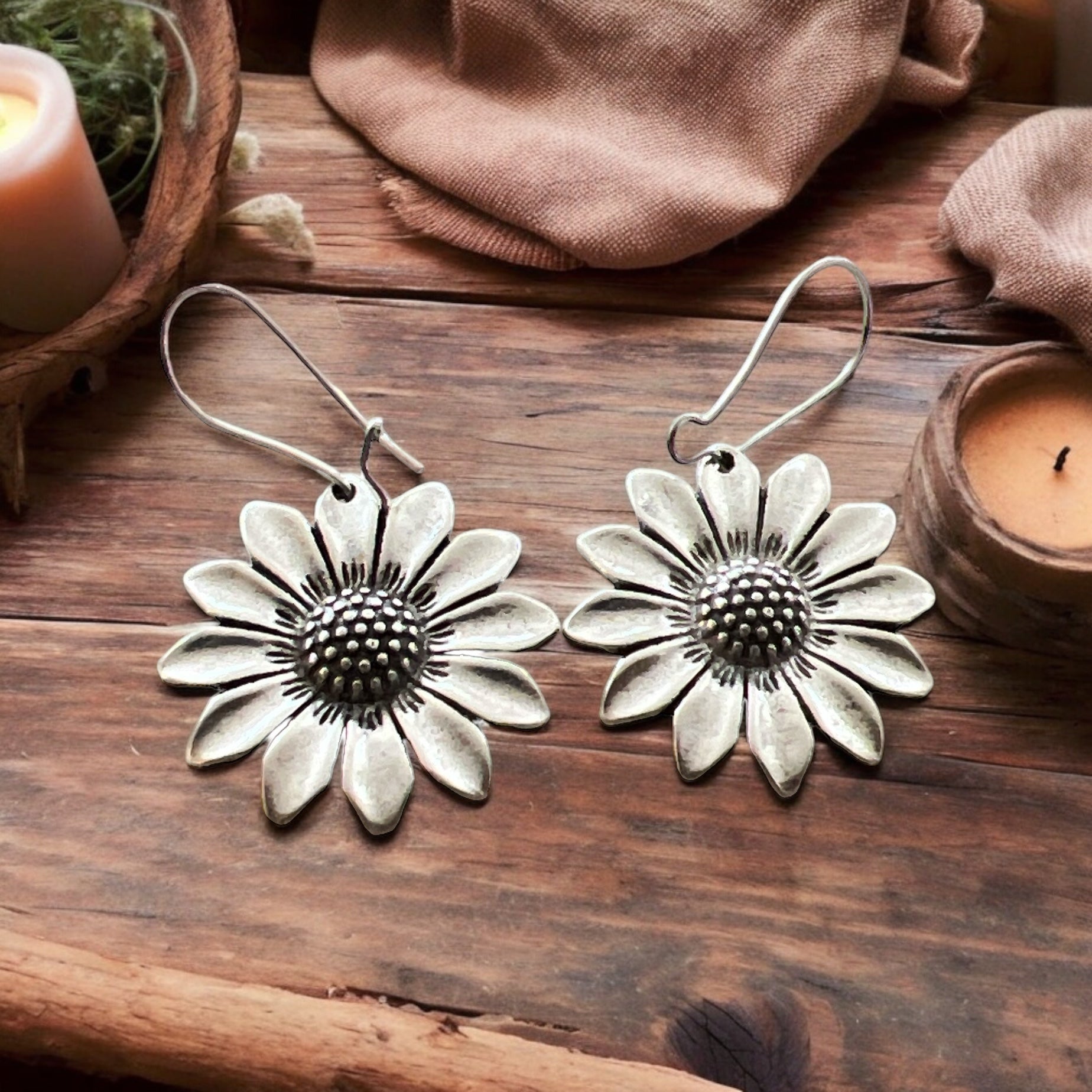 IMG-6763 Wildflower Daisy Sunflower Earrings – Silver Boho Chic Jewelry - Image 2