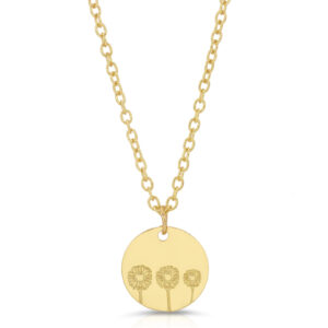 daisy floral necklace closeup