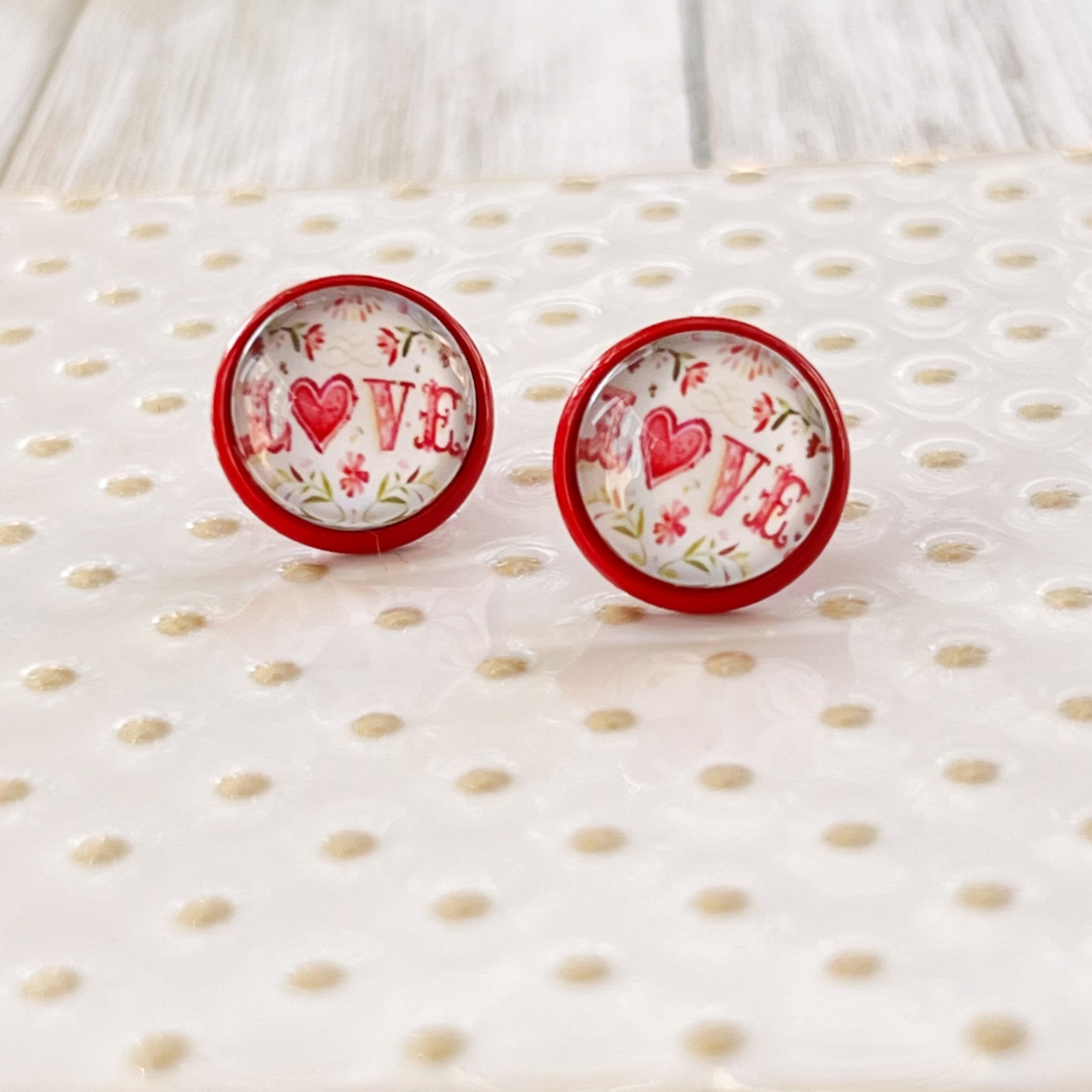 image_2364b6ee-61d3-459b-b1e8-99071dfcdb08 Pink Floral & Heart Red Stud Earrings: Expressive Accents with the Word 'Love’ - Image 11