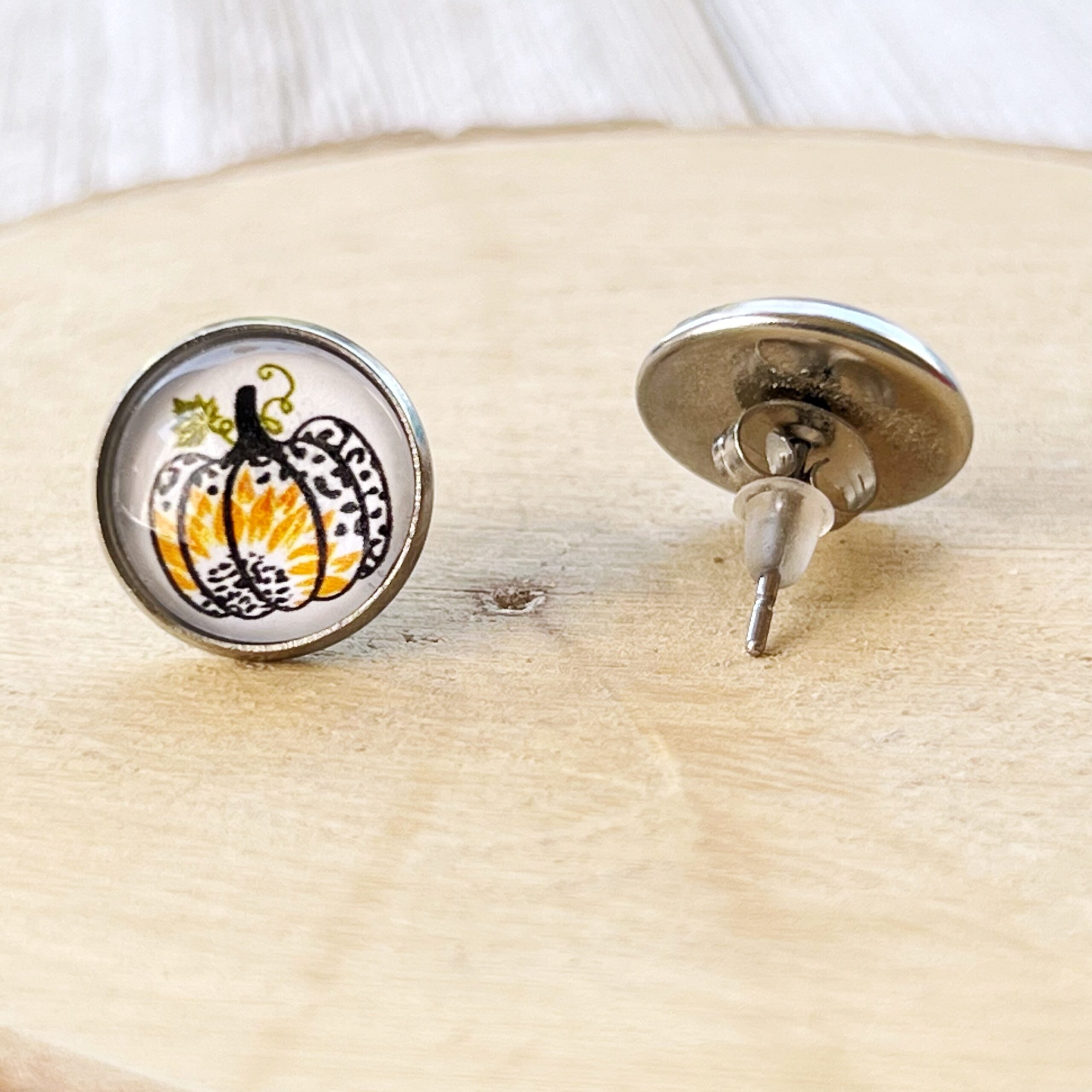 image_6b177851-9a20-414c-8691-865dd55e8f95 Leopard Pumpkin Sunflower Stud Earrings – Fall Animal Print Jewelry - Image 7